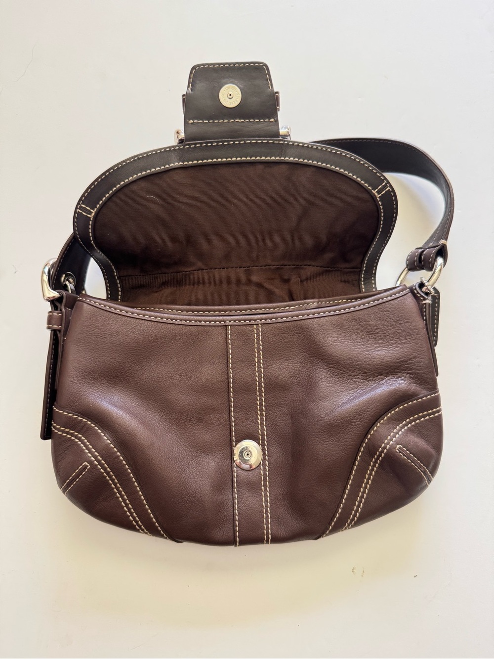 Coach Vintage Soho Brown Leather Shoulder Bag with Buckle Detail - Picture 7 of 8